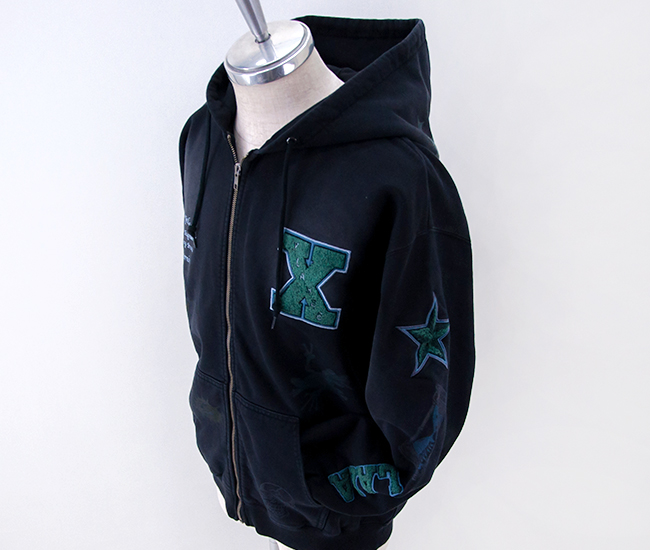 XLARGE フルジップパーカー柄刺繍 エクストララージ着用1度 X XLARGE フルジップパーカー柄刺繍 エクストララージ着用1度 X
